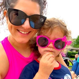 Meet your Posher, Andrea